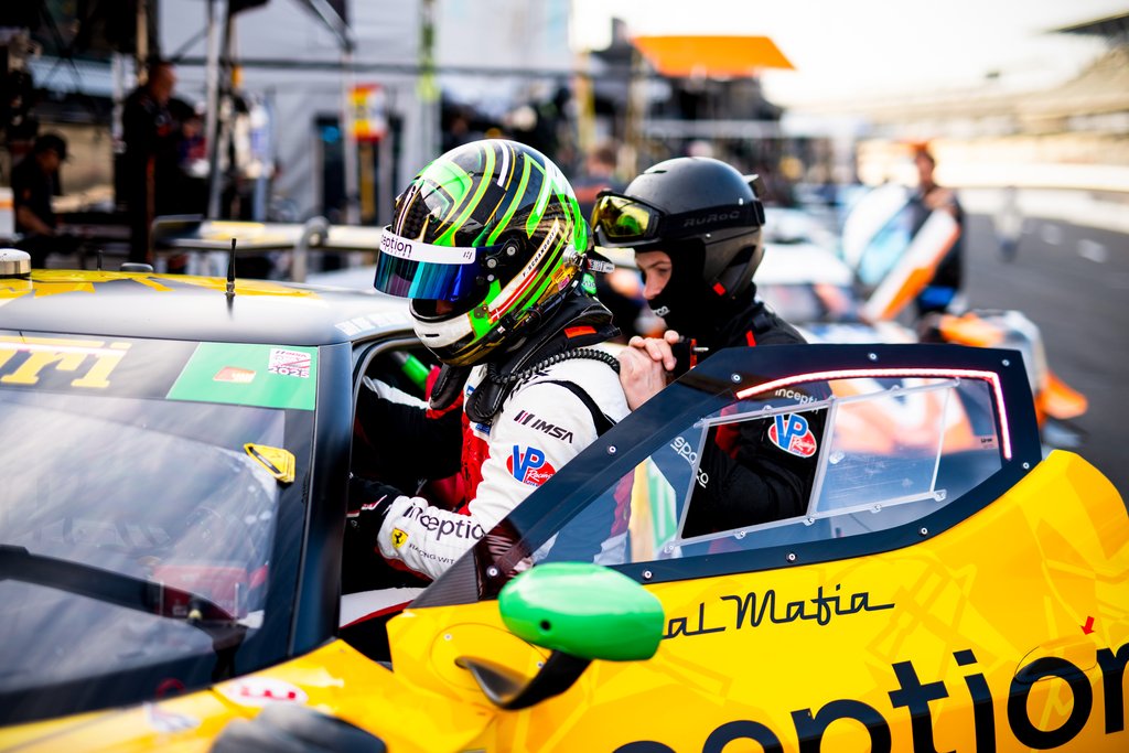 Frederik Schandorff sikrede overlegen sejr på Indianapolis
(Foto: Inception Racing)